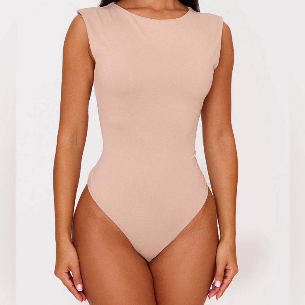 Missguided + Beige Sleeveless Bodysuit